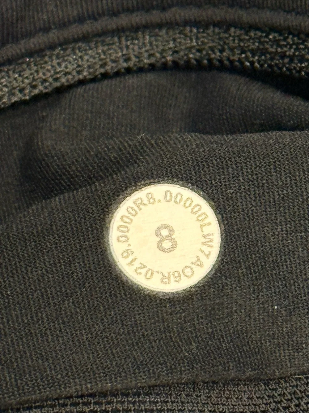 lululemon athletica Black 2.5” Shorts ~ Size 8 - Picture 4 of 7